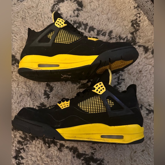 Jordan 4 - Picture 4 of 7